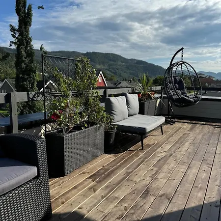 - Spacious Comfort - Designed For Family Moments *